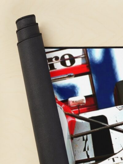 urdesk mat rolltall portrait750x1000 31 - Formula One UK Store